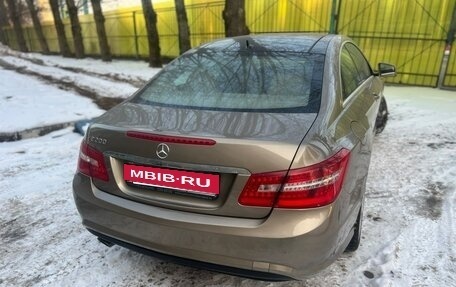 Mercedes-Benz E-Класс, 2012 год, 1 850 000 рублей, 5 фотография