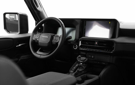 Toyota Land Cruiser Prado, 2024 год, 9 590 000 рублей, 12 фотография
