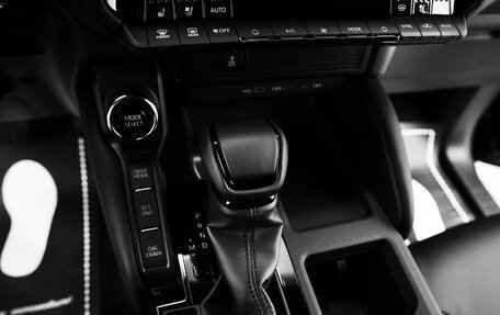 Toyota Land Cruiser Prado, 2024 год, 9 590 000 рублей, 11 фотография