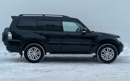 Mitsubishi Pajero IV, 2011 год, 1 715 000 рублей, 4 фотография