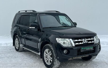 Mitsubishi Pajero IV, 2011 год, 1 715 000 рублей, 3 фотография