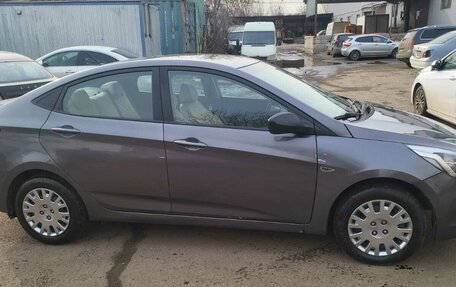 Hyundai Solaris II рестайлинг, 2016 год, 680 000 рублей, 9 фотография