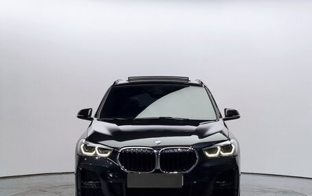 BMW X1, 2021 год, 3 200 000 рублей, 2 фотография