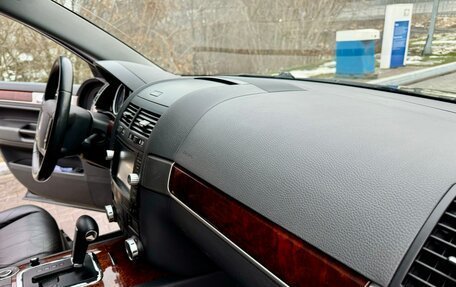 Volkswagen Touareg III, 2008 год, 1 230 000 рублей, 26 фотография