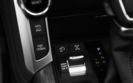 Toyota Land Cruiser, 2024 год, 12 990 000 рублей, 14 фотография