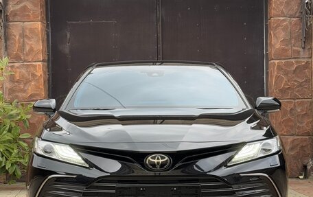 Toyota Camry, 2021 год, 3 700 000 рублей, 1 фотография