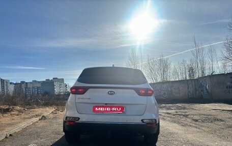 KIA Sportage IV рестайлинг, 2020 год, 2 500 000 рублей, 1 фотография