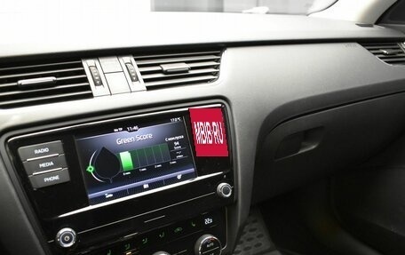 Skoda Octavia, 2018 год, 1 600 000 рублей, 15 фотография