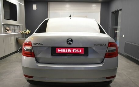 Skoda Octavia, 2018 год, 1 600 000 рублей, 24 фотография