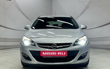 Opel Astra J, 2013 год, 965 000 рублей, 2 фотография