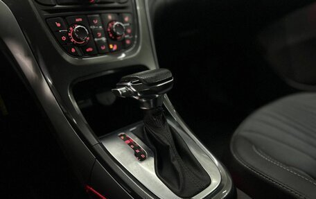 Opel Astra J, 2013 год, 965 000 рублей, 16 фотография
