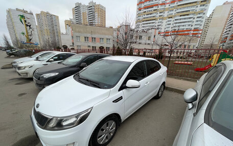 KIA Rio III рестайлинг, 2012 год, 500 000 рублей, 3 фотография