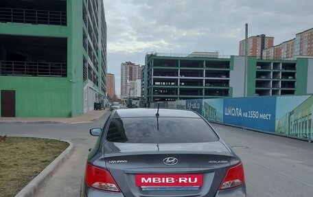 Hyundai Solaris II рестайлинг, 2015 год, 1 250 000 рублей, 5 фотография