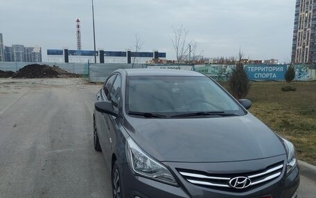 Hyundai Solaris II рестайлинг, 2015 год, 1 250 000 рублей, 3 фотография