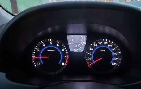 Hyundai Solaris II рестайлинг, 2015 год, 1 250 000 рублей, 17 фотография