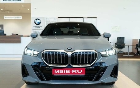 BMW 5 серия, 2024 год, 10 890 000 рублей, 2 фотография