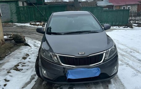 KIA Rio III рестайлинг, 2013 год, 886 000 рублей, 15 фотография