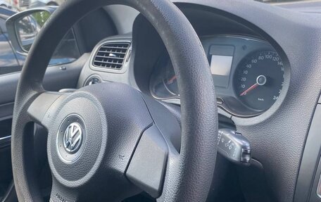 Volkswagen Polo VI (EU Market), 2013 год, 880 000 рублей, 2 фотография