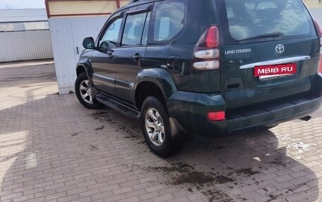 Toyota Land Cruiser Prado 120 рестайлинг, 2006 год, 2 550 000 рублей, 6 фотография