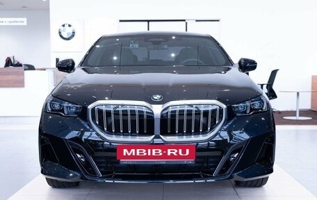 BMW 5 серия, 2024 год, 10 990 000 рублей, 2 фотография