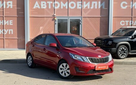 KIA Rio III рестайлинг, 2013 год, 730 000 рублей, 3 фотография