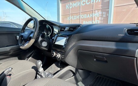 KIA Rio III рестайлинг, 2013 год, 730 000 рублей, 20 фотография