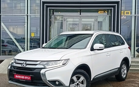 Mitsubishi Outlander III рестайлинг 3, 2018 год, 1 900 000 рублей, 1 фотография
