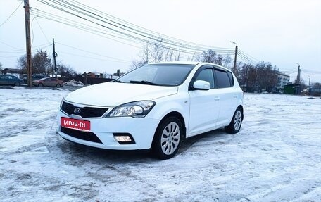 KIA cee'd I рестайлинг, 2011 год, 785 000 рублей, 1 фотография