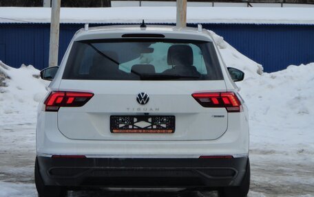 Volkswagen Tiguan II, 2021 год, 2 850 000 рублей, 8 фотография