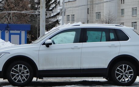 Volkswagen Tiguan II, 2021 год, 2 850 000 рублей, 10 фотография