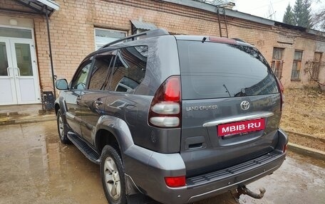 Toyota Land Cruiser Prado 120 рестайлинг, 2005 год, 1 830 000 рублей, 3 фотография