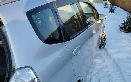 Honda Fit III, 2006 год, 630 000 рублей, 6 фотография