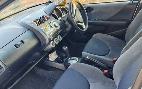 Honda Fit III, 2006 год, 630 000 рублей, 4 фотография