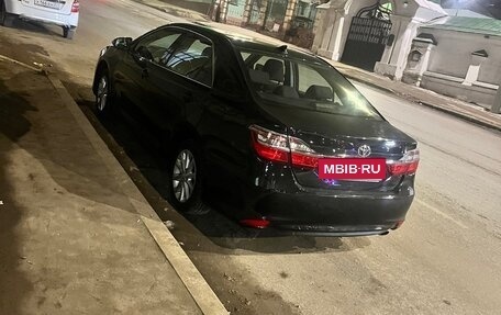 Toyota Camry, 2017 год, 1 700 000 рублей, 2 фотография