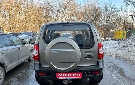 Chevrolet Niva I рестайлинг, 2010 год, 575 000 рублей, 4 фотография