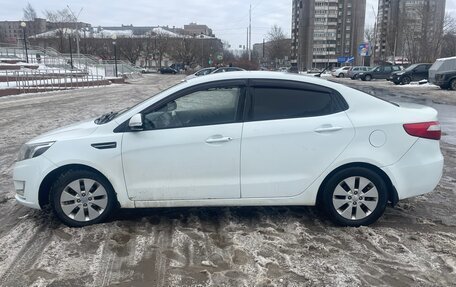 KIA Rio III рестайлинг, 2014 год, 700 000 рублей, 2 фотография