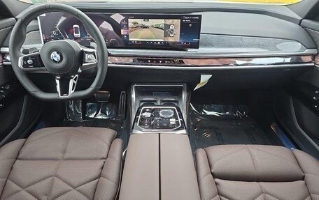 BMW 7 серия, 2025 год, 14 365 000 рублей, 5 фотография