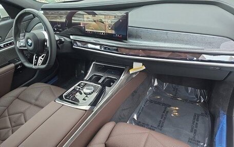 BMW 7 серия, 2025 год, 14 365 000 рублей, 6 фотография