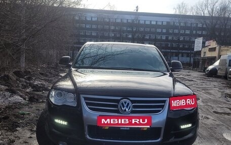 Volkswagen Touareg III, 2008 год, 1 490 000 рублей, 2 фотография