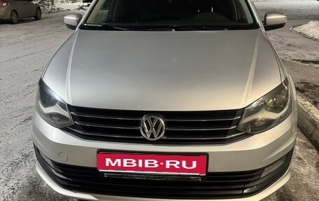 Volkswagen Polo VI (EU Market), 2017 год, 1 225 000 рублей, 1 фотография