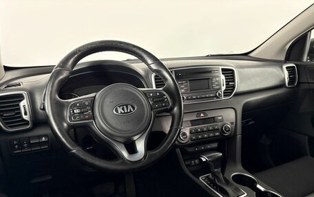 KIA Sportage IV рестайлинг, 2018 год, 1 900 000 рублей, 12 фотография