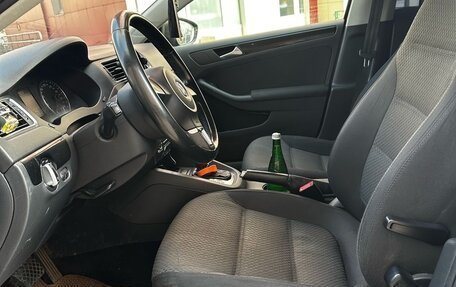 Volkswagen Jetta VI, 2012 год, 1 100 000 рублей, 12 фотография