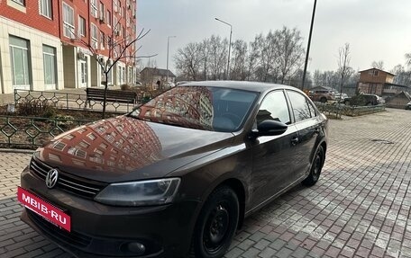 Volkswagen Jetta VI, 2012 год, 1 100 000 рублей, 4 фотография