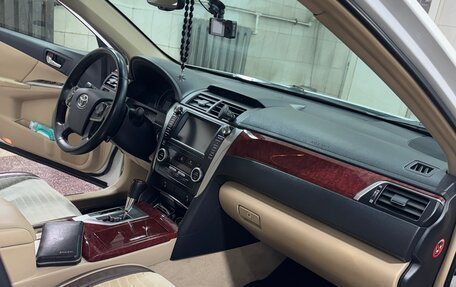 Toyota Camry, 2014 год, 1 775 000 рублей, 3 фотография