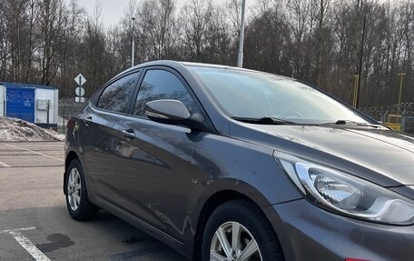 Hyundai Solaris II рестайлинг, 2012 год, 960 000 рублей, 2 фотография