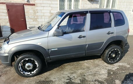 Chevrolet Niva I рестайлинг, 2014 год, 570 000 рублей, 4 фотография