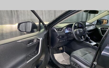 Toyota RAV4, 2024 год, 4 270 000 рублей, 7 фотография
