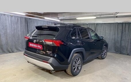 Toyota RAV4, 2024 год, 4 270 000 рублей, 3 фотография