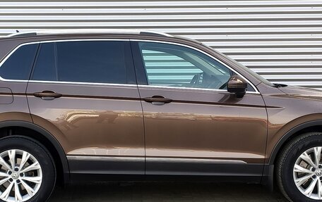 Volkswagen Tiguan II, 2017 год, 2 600 000 рублей, 6 фотография