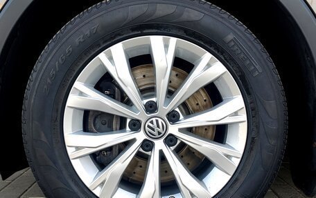 Volkswagen Tiguan II, 2017 год, 2 600 000 рублей, 12 фотография